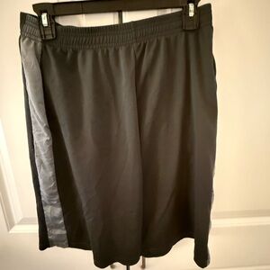 Youth athletic size xl pull on elastic dri fit shorts